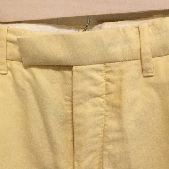 *EUC* Polo butter yellow shorts. Size 36 - Picture 6 of 7